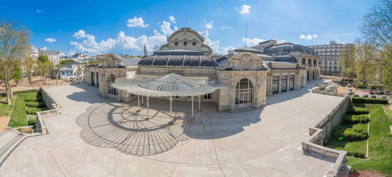 Le Napoleon Apartment Vichy Ngoại thất bức ảnh