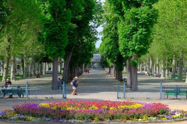 Le Napoleon Apartment Vichy Ngoại thất bức ảnh